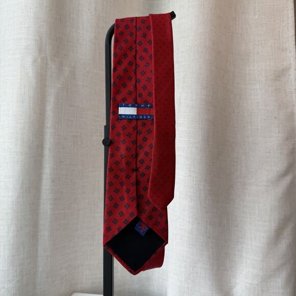Tommy Hilfiger Vintage Red Silk Tie | Made in USA - Picture 14 of 14